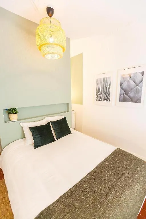 3 Min A Pied De La Gare St Charles - 3 Chambres Avec Clim, Sdb Et Tv Marseille Apartment