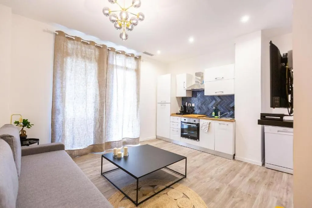 Apartment 3 Min A Pied De La Gare St Charles - 3 Chambres Avec Clim, Sdb Et Tv Marseille