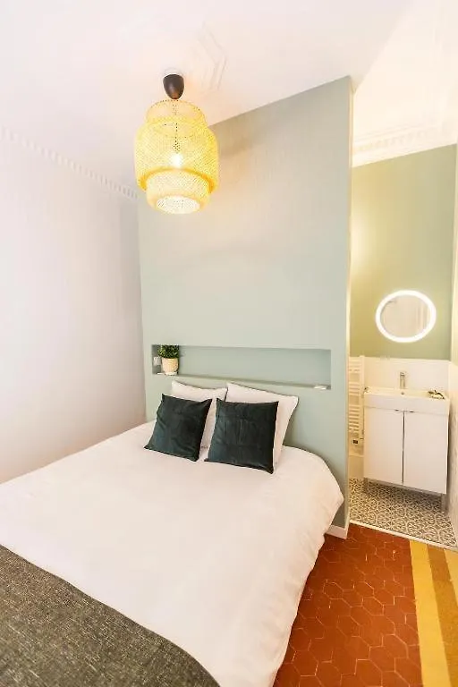 Apartment 3 Min A Pied De La Gare St Charles - 3 Chambres Avec Clim, Sdb Et Tv Marseille France